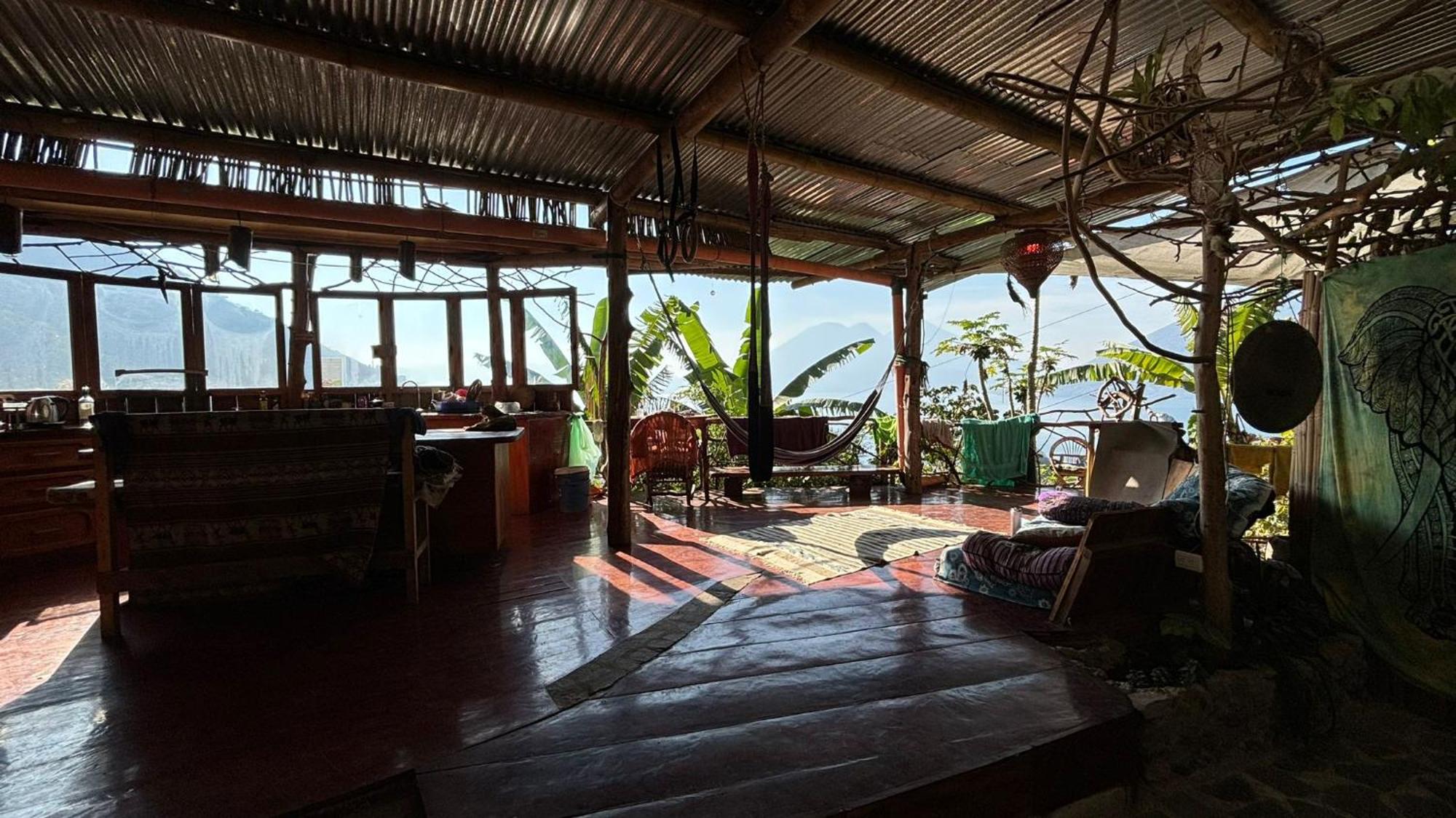 Earthship Amazing With View *