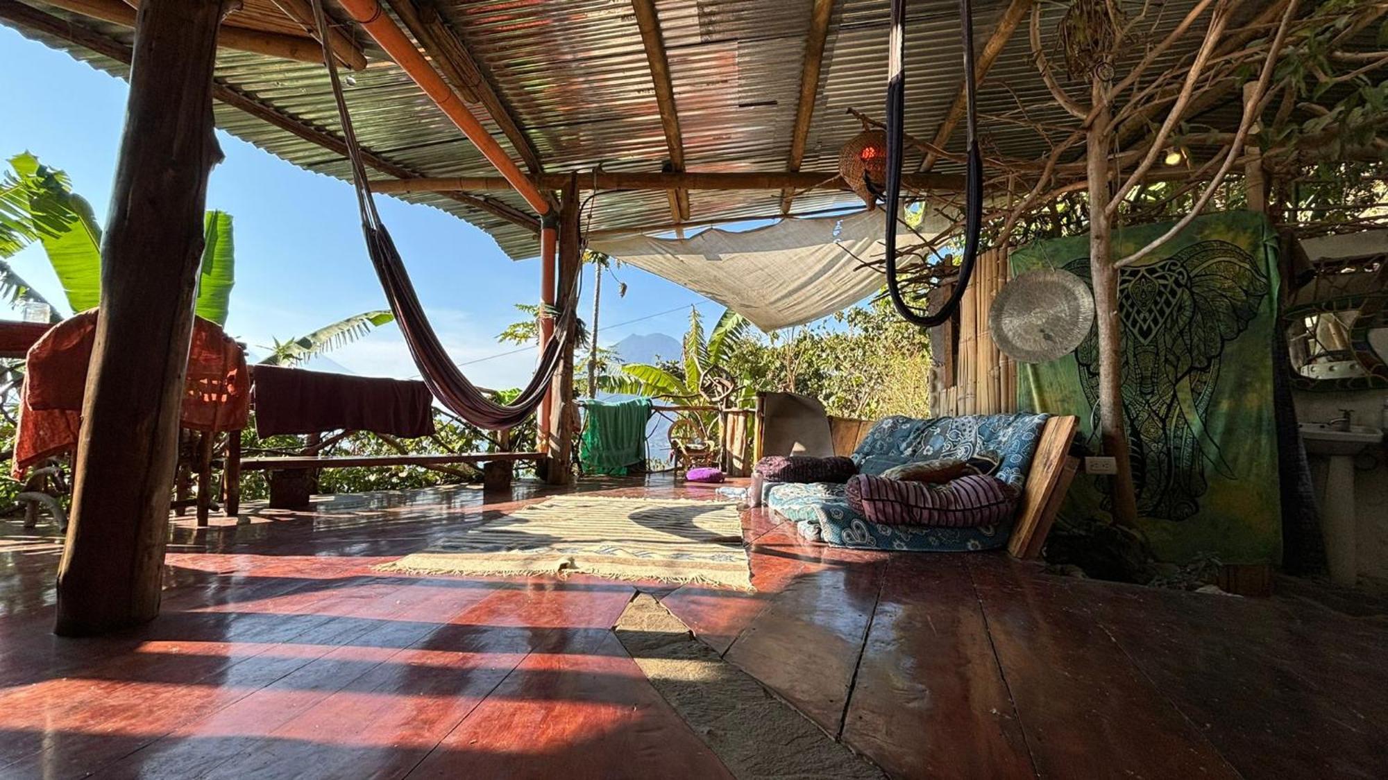 Earthship Amazing With View Country house San Marcos La Laguna